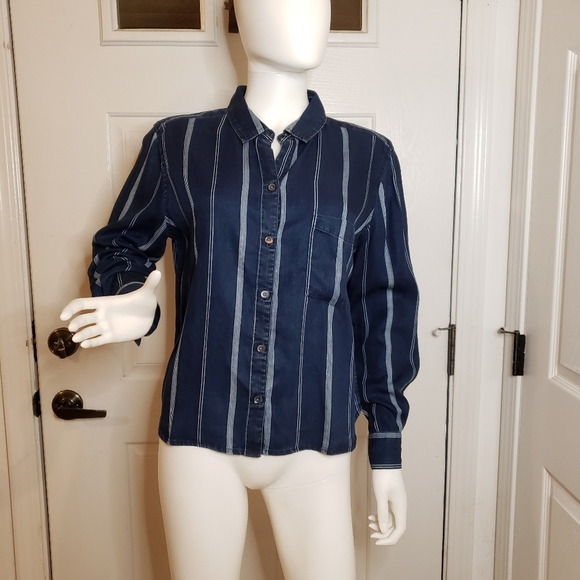 RAILS Carter Indigo Striped Button Down Shirt - Picture 1 of 8